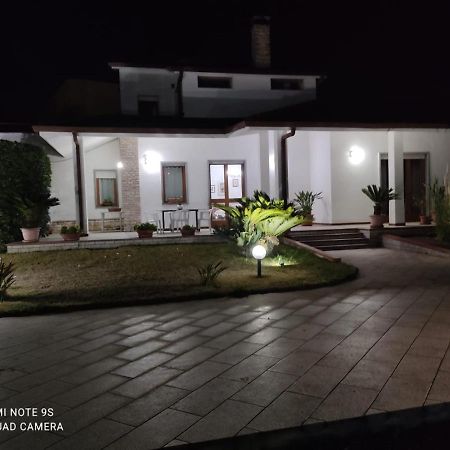 Villa Aristogatti San Pietro Vernotico Luaran gambar