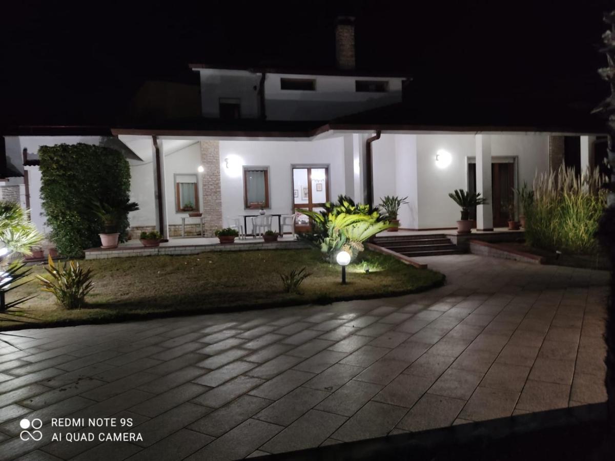 Villa Aristogatti San Pietro Vernotico Luaran gambar